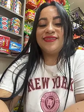 Miia Jazmin online show from December 1, 8:33 pm