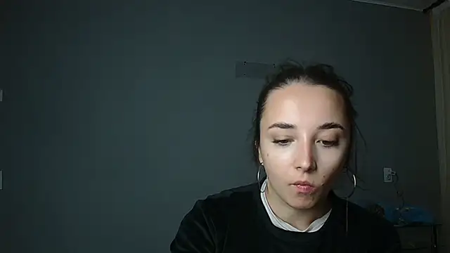 Eva Gloryy online show from September 18, 3:10 pm