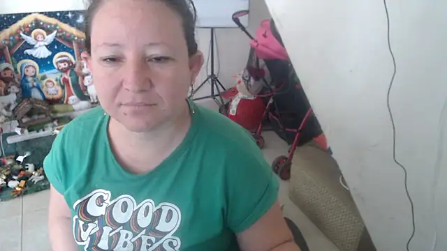 Yohis Kiut25 online show from November 25, 6:42 pm