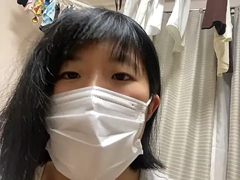 Snapshot of riri_riri_jp chatting on October 7, 12:09 pm riri riri jp online show from October 7, 12:09 pm
