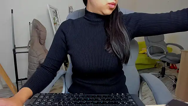 Tianiaa online show from December 3, 7:44 am