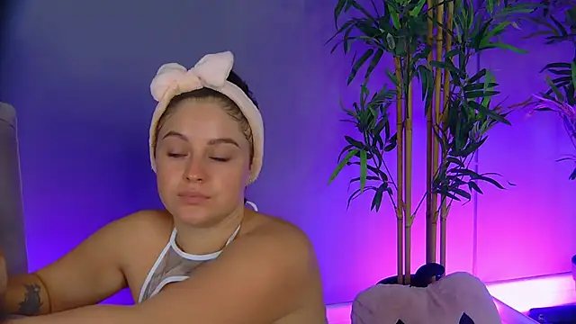 PatriciaSpice online show from December 1, 4:38 am