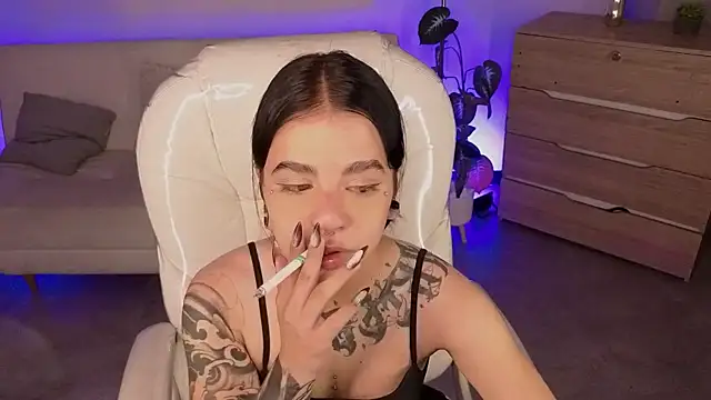 Nicole Foxx  online show from March 17, 8:02 pm