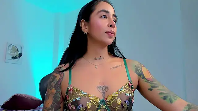 sophierooy22 online show from October 6, 12:27 am