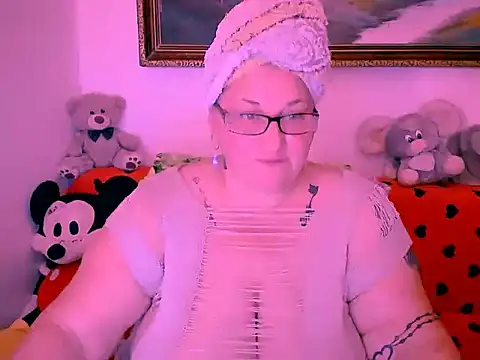 mayamayx online show from October 23, 7:42 pm