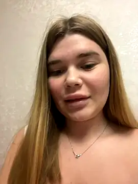 ella zzz online show from October 15, 10:45 pm