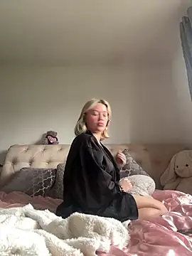 blissdimicco online show from March 29, 11:09 am