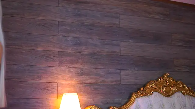 Juicy Jessye online show from October 17, 8:56 pm