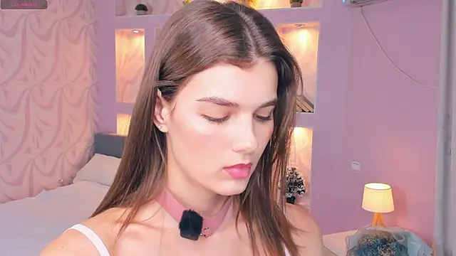 FloraDobb online show from March 22, 8:20 am