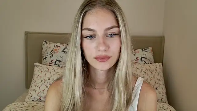 Snapshot of GabriellaOlsen chatting on September 16, 10:23 am GabriellaOlsen online show from September 16, 10:23 am