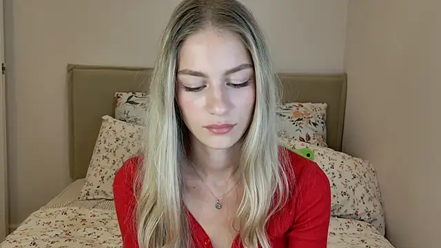 Snapshot of GabriellaOlsen chatting on September 25, 3:33 pm GabriellaOlsen online show from September 25, 3:33 pm