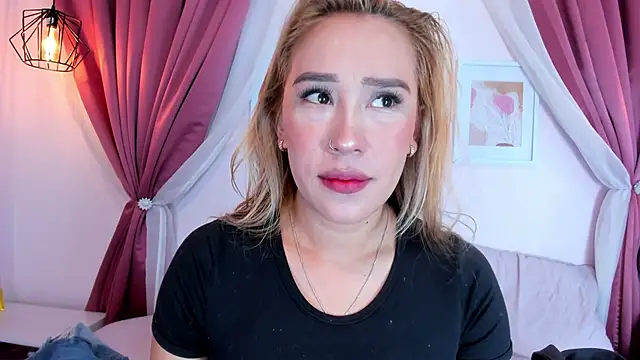 Lannajansen online show from April 17, 2:08 pm