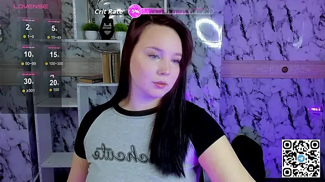 Snapshot of maya_suun chatting on September 9, 2:22 am maya suun online show from September 9, 2:22 am