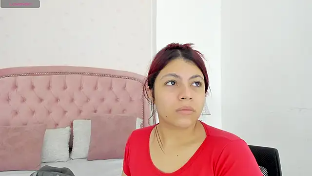 Kendall  Fox online show from November 25, 7:21 am