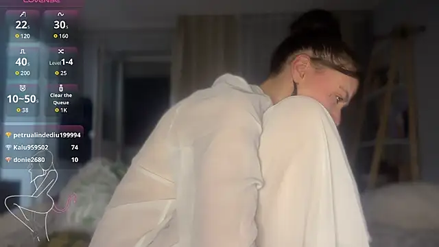 bunnythetailor online show from November 15, 10:33 pm