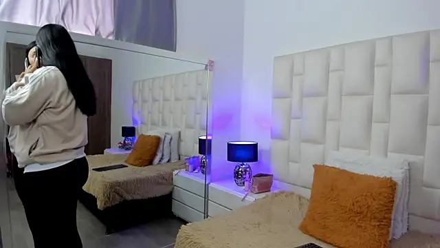 Ariana rouse online show from February 24, 6:06 pm