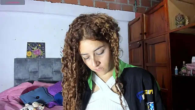Snapshot of Isangel_ chatting on October 15, 4:59 am Isangel online show from October 15, 4:59 am