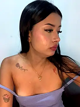 Snapshot of Miss_karol chatting on October 13, 10:01 pm Miss karol online show from October 13, 10:01 pm