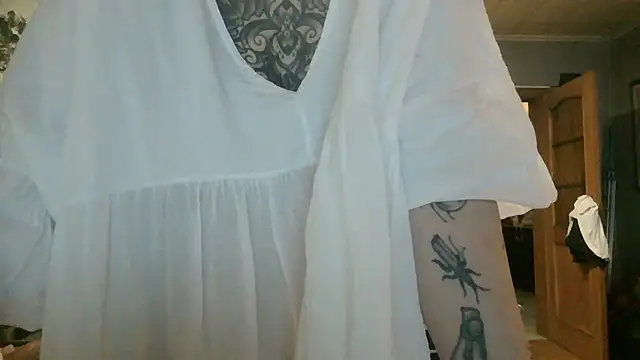 Astrid-Gilbert online show from December 19, 7:50 pm