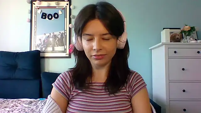 Snapshot of LariceSexy chatting on October 3, 12:32 pm LariceSexy online show from October 3, 12:32 pm