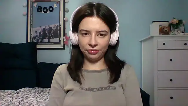 Snapshot of LariceSexy chatting on October 8, 6:45 pm LariceSexy online show from October 8, 6:45 pm