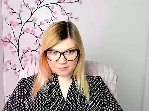 Lola moree online show from February 26, 1:21 pm