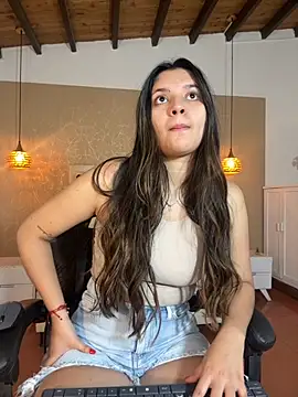 Hadley  online show from September 14, 4:49 pm