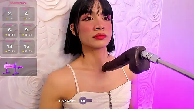 Snapshot of Sarahi_Camila chatting on October 2, 11:43 pm Sarahi Camila online show from October 2, 11:43 pm