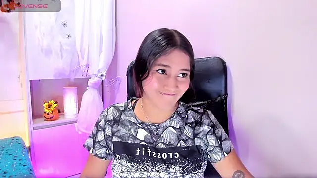 CandyyMaria online show from October 14, 8:00 pm