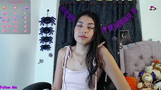 Snapshot of ellajonz chatting on October 6, 3:12 am ellajonz online show from October 6, 3:12 am