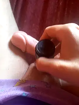 baixinhainsaciavel23 online show from September 13, 3:20 pm