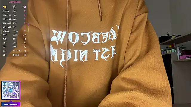 ErlinaBuoy online show from March 22, 5:24 am