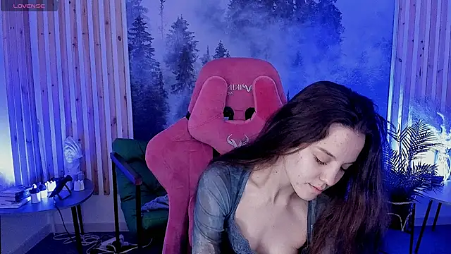 MilaStoyne online show from December 15, 8:30 am