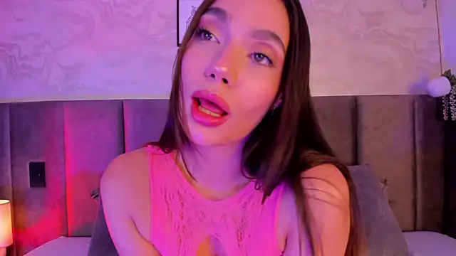 Alyssia Collins online show from February 13, 3:30 am