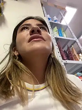 Andrea18 blonde online show from June 1, 4:52 pm