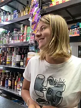 Andrea18 blonde online show from November 13, 3:55 pm