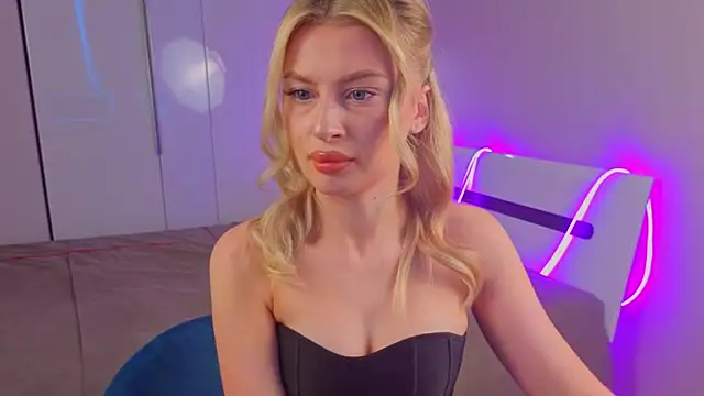 AnitaLamb online show from October 19, 5:20 am