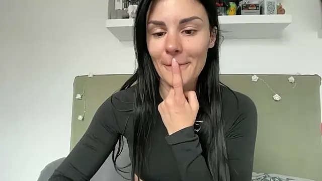 Petitecookie online show from May 15, 11:35 am