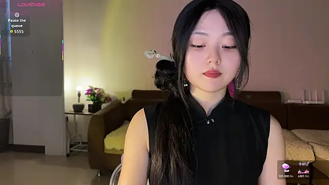 nanaliu6 online show from October 6, 10:43 am