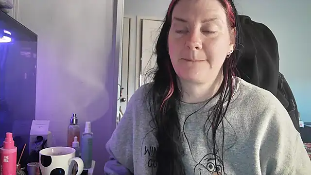 AureliaXOX online show from December 2, 12:40 pm