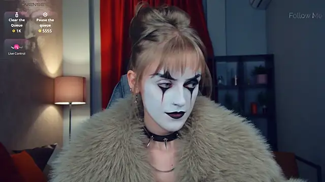 KiraMontoya online show from April 2, 11:46 pm