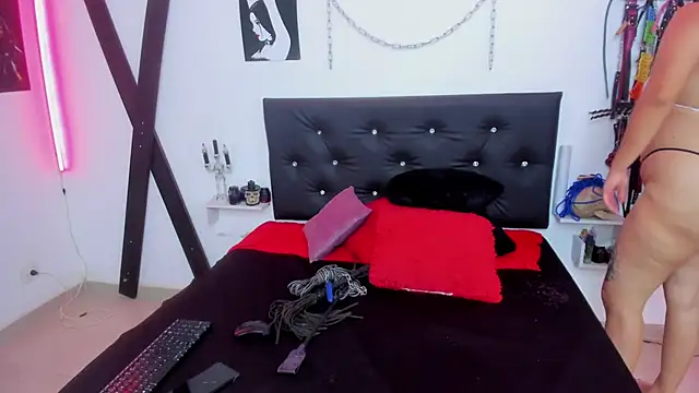 Snapshot of Julieta_Carden_ chatting on September 10, 8:09 pm Julieta Carden online show from September 10, 8:09 pm