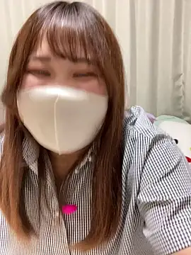 Snapshot of mitarashi_awww chatting on September 20, 2:15 pm mitarashi awww online show from September 20, 2:15 pm
