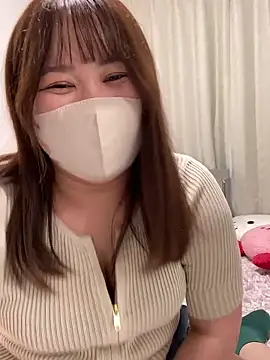 Snapshot of mitarashi_awww chatting on October 3, 9:42 pm mitarashi awww online show from October 3, 9:42 pm