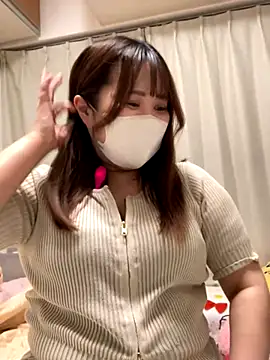 Snapshot of mitarashi_awww chatting on September 17, 4:38 pm mitarashi awww online show from September 17, 4:38 pm