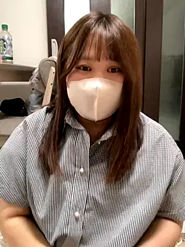 Snapshot of mitarashi_awww chatting on October 2, 9:09 pm mitarashi awww online show from October 2, 9:09 pm