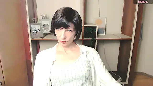  AngeliaFlow  online show from October 20, 7:11 am