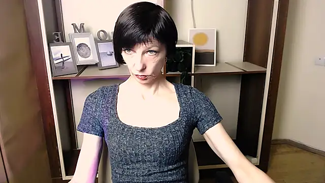  AngeliaFlow  online show from November 20, 9:10 am