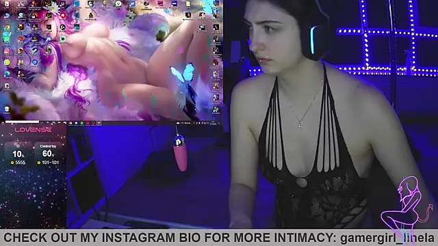 Snapshot of Gamergirl-Linela chatting on October 11, 8:44 pm Gamergirl-Linela online show from October 11, 8:44 pm