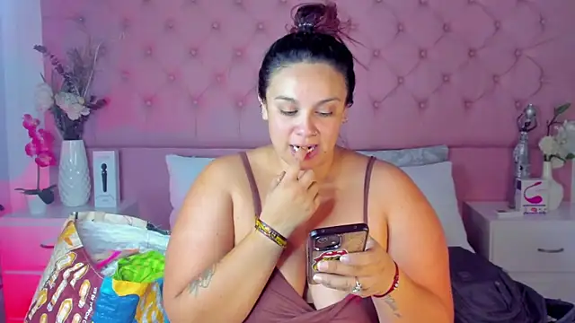 KourtneyEvans online show from September 14, 4:38 pm